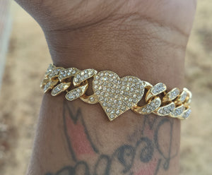 Heart Rhinetone Cuban link bracelet 7 inch