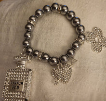 Load image into Gallery viewer, Metal Silver Bracelet 1pc (individual Bracelet) comes with 3 charms